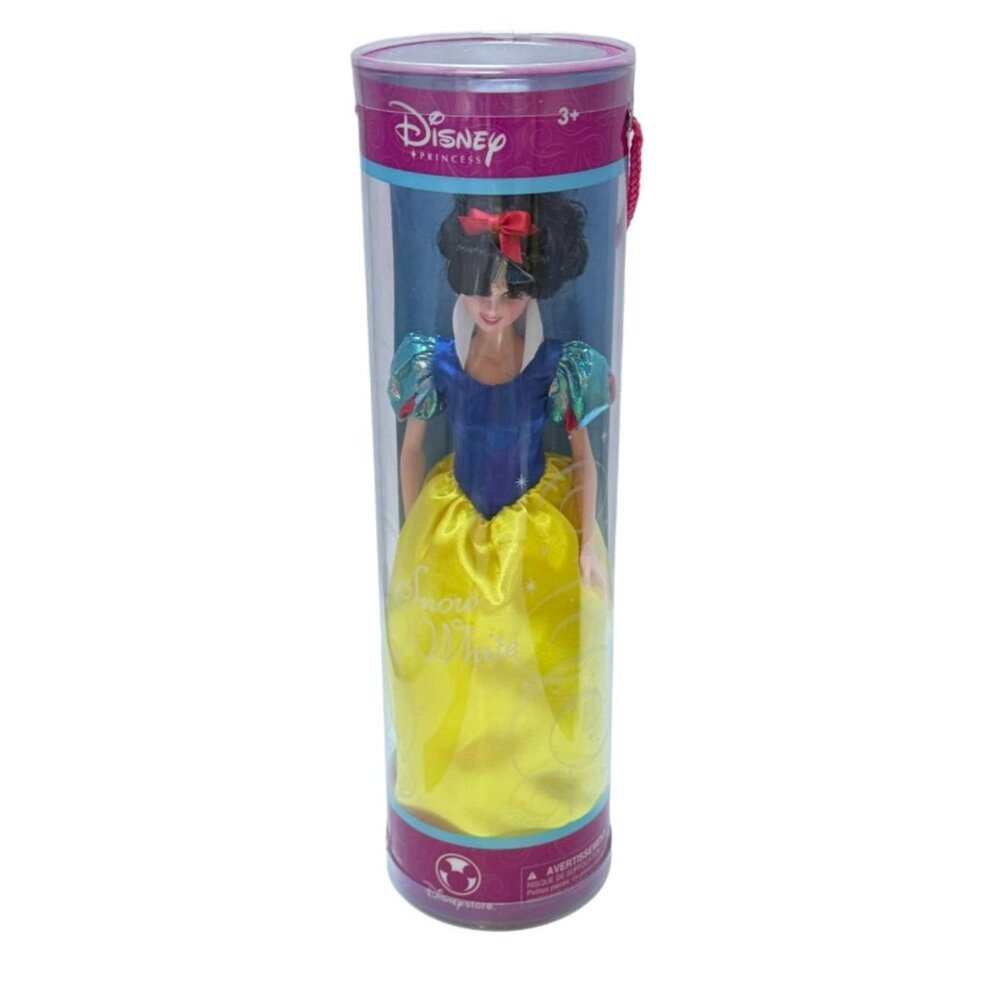 Disney Store Snow White Fashion Doll‎ 11 in